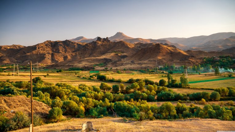 armenia_vayots_dzor_agarakadzor_hayk-wallpaper-5120x2880