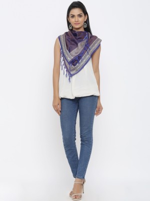 jeans with proper design and good women wear